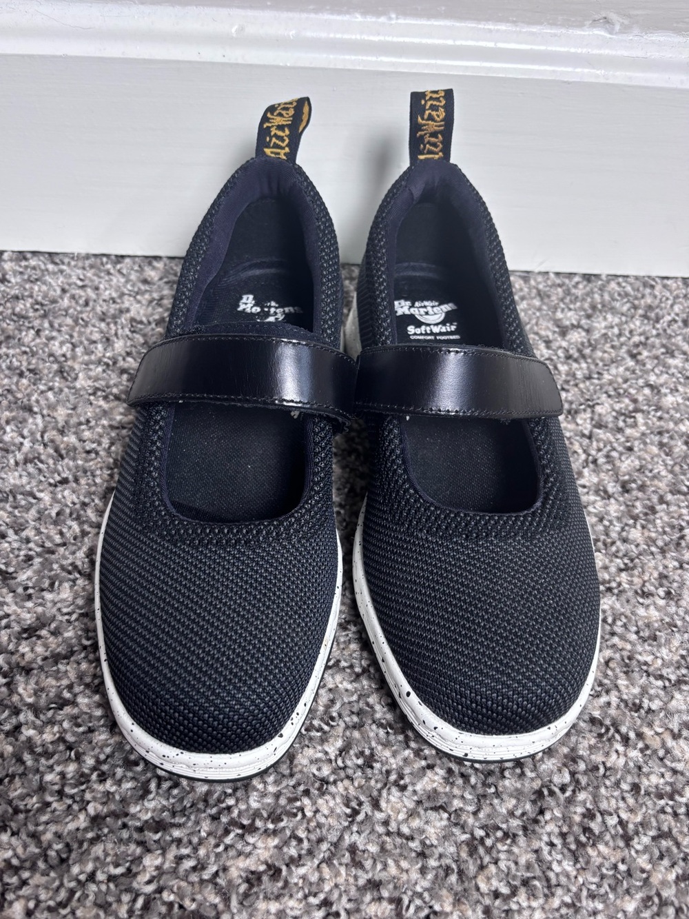 Dr. Martens Askins Knit Mary Jane Black Speckled Sneakers Women’s 8